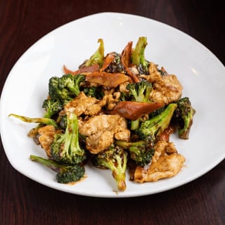 Chicken with Broccoli Bowl